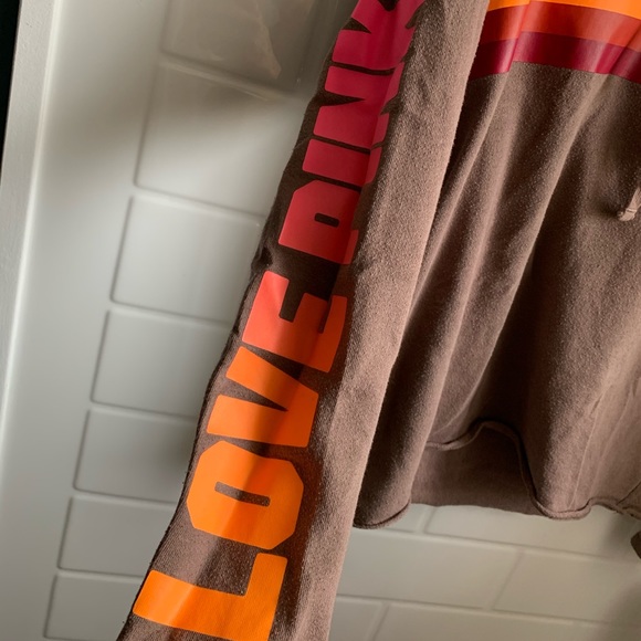 PINK sweater🦋 - Picture 2 of 2